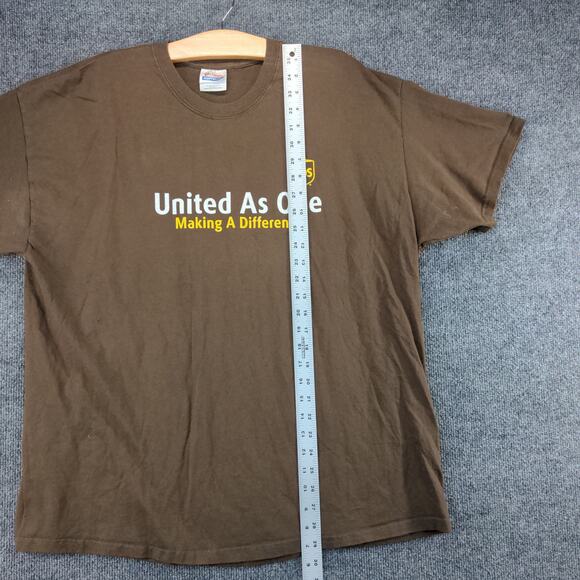 UPS Employee Uniform T Shirt Mens Size 2XL Brown United As One Big Logo - Picture 4 of 14
